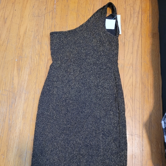 Glitter party dres off the shoulder (one arm) - Picture 1 of 1